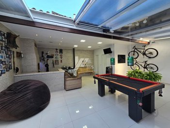 house em Travessa Dea Taques de Mesquita, Sítio Cercado - Curitiba - PR