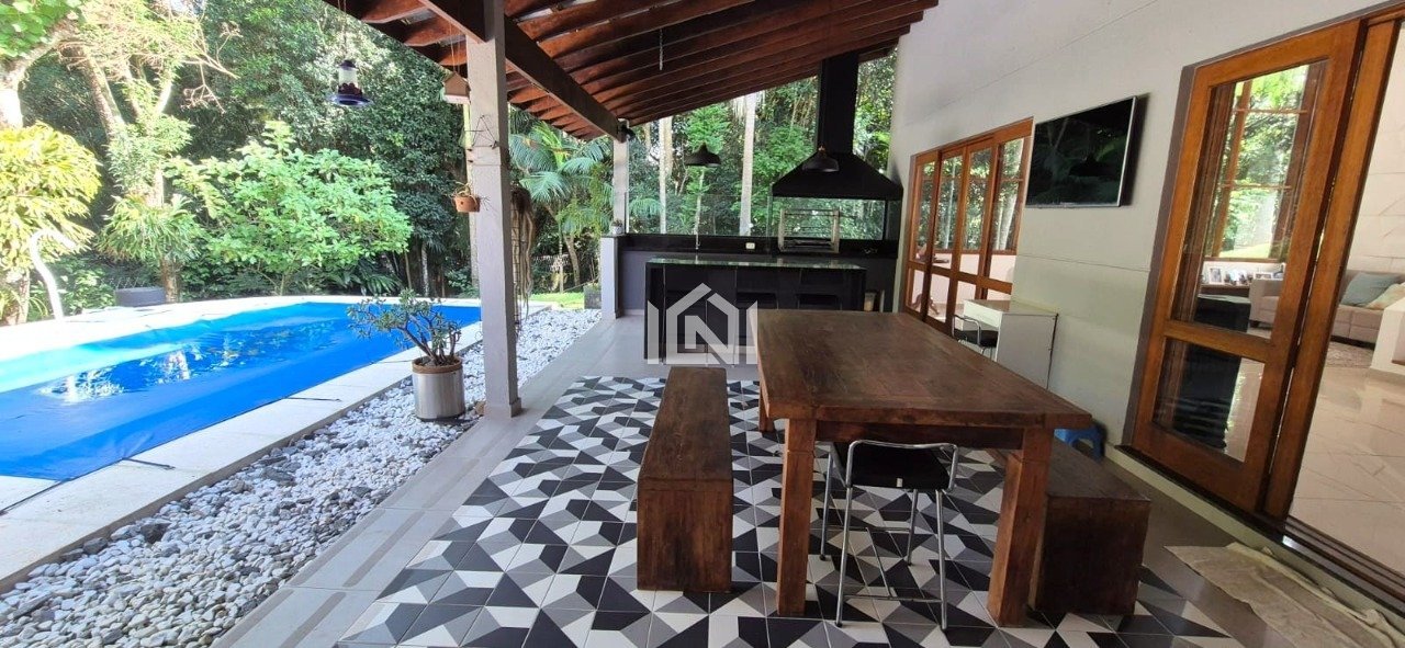 casa venda no condominio parque das artes varanda gourmet e piscina vista para area de preservacao
