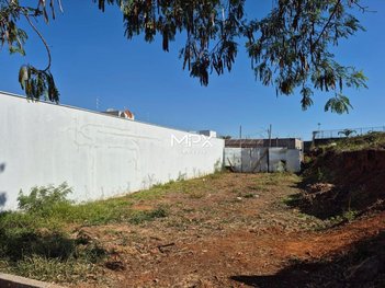 land_lot em Rua Vitório Magossi, Jardim Califórnia - Piracicaba - SP