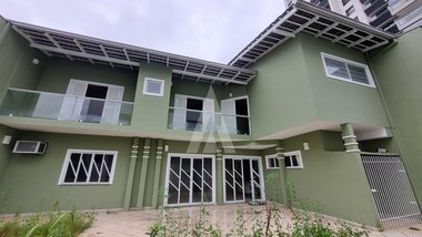 house em Rua Presidente Prudente de Moraes, Santo Antônio - Joinville - SC
