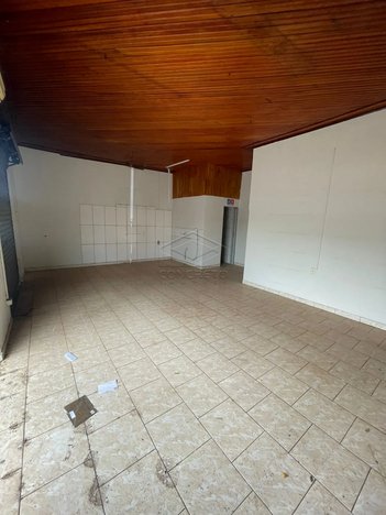 business em Rua Irio Color Bombonatti, Centro - Barra Bonita - SP