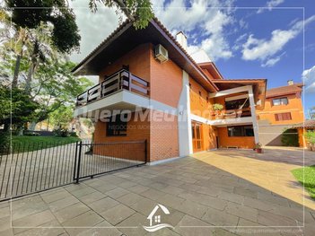 house em dos Cinamomos, Cinqüentenário - Caxias do Sul - RS