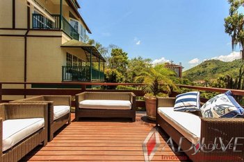 house em Estrada União e Indústria, Itaipava - Petrópolis - RJ