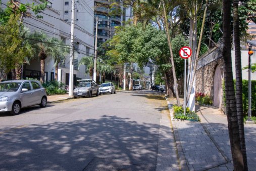 Cômodo Condomínio
