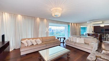 apartment em Rua Gutemberg, Batel - Curitiba - PR