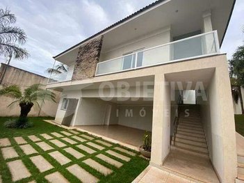 house em Rua Professor Chafi Ayub Jacob, Morada da Colina - Uberlândia - MG