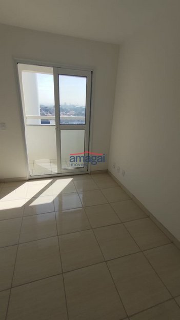apartment em Avenida Getúlio Vargas, Jardim Califórnia - Jacareí - SP