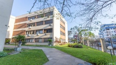 apartment em Rua São Vicente, Rio Branco - Porto Alegre - RS