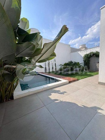 house em Rua das Codornas, Jardim das Palmeiras - Uberlândia - MG