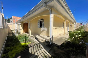 house em Rua Olívio Setim, Iná - São José dos Pinhais - PR