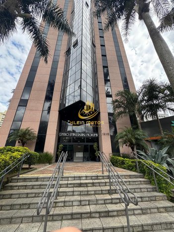 office em Avenida Doutor Guilherme Dumont Vilares, Jardim Londrina - São Paulo - SP