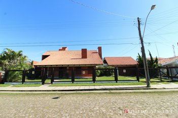 house em Rua da Várzea, Centro - Xangri-Lá - RS