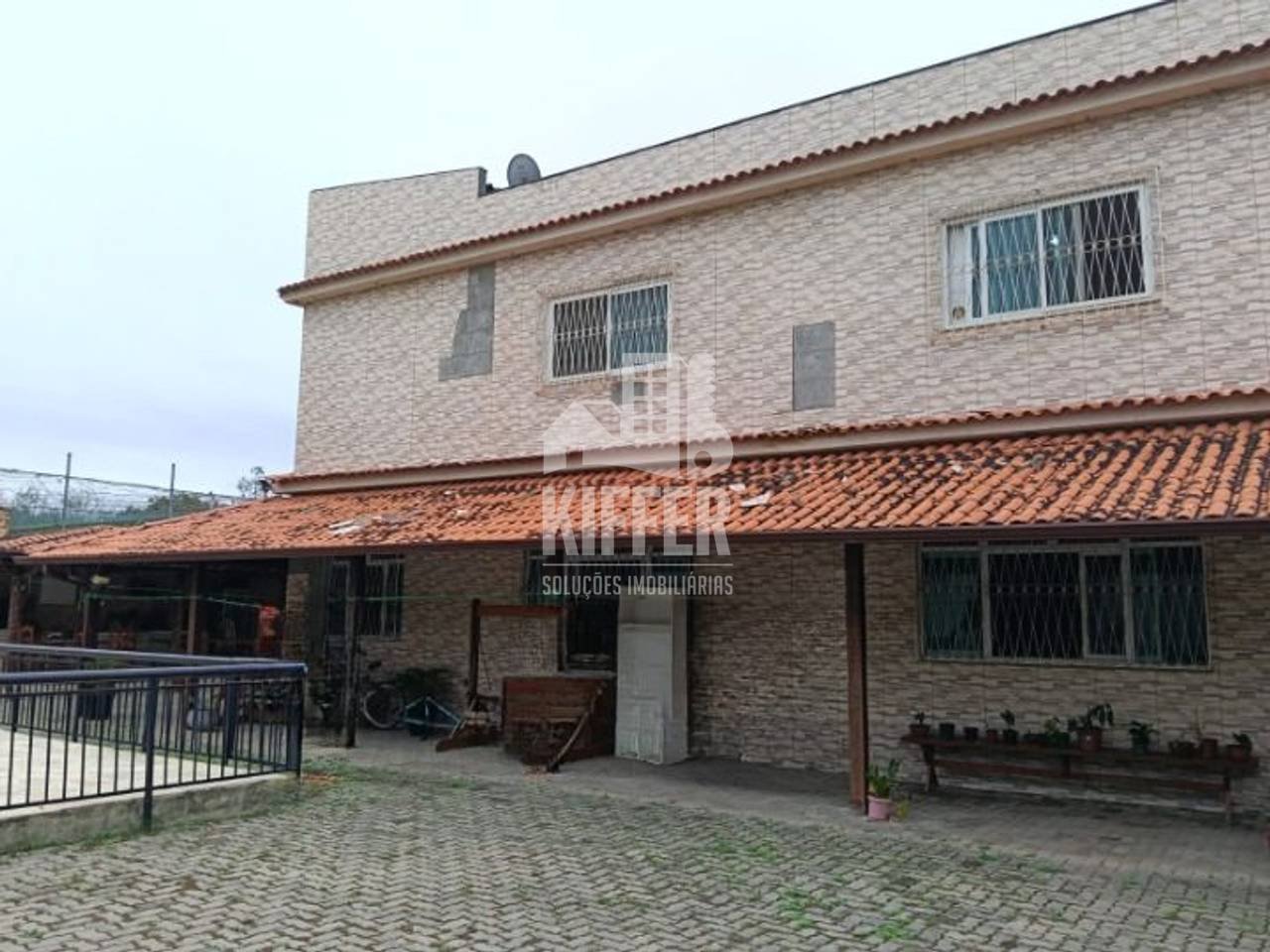 CASA - CONDOMÍNIO FECHADO-CAJUEIROS DE ITAIPUAÇU -