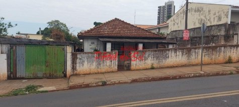 house em Rua Jovelina Dias França, Centro - Santo Antônio da Platina - PR