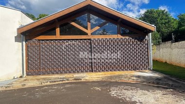 house em Rua Emílio Quinaglia, Centro (Maristela) - Laranjal Paulista - SP