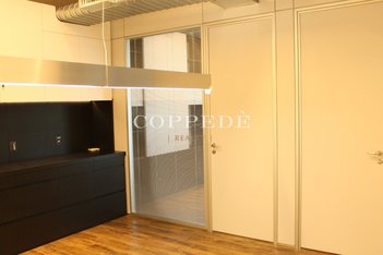 office em Jandiatuba, Vila Andrade - São Paulo - SP