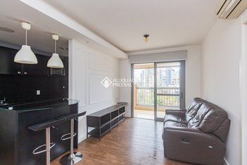 apartment em Avenida Luiz Manoel Gonzaga, Três Figueiras - Porto Alegre - RS