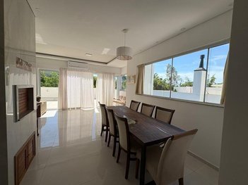 apartment em Rua Mário Lacombe, Canasvieiras - Florianópolis - SC