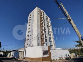 apartment em Rua Braz Sátiro de Souza, Aclimação - Uberlândia - MG