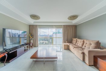 apartment em Rua Petit Carneiro, Água Verde - Curitiba - PR