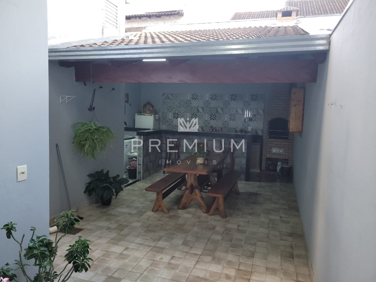 WhatsApp Image 2025-10-28 at 08.24