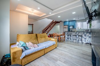 house em Matias José Bins, Chácara das Pedras - Porto Alegre - RS