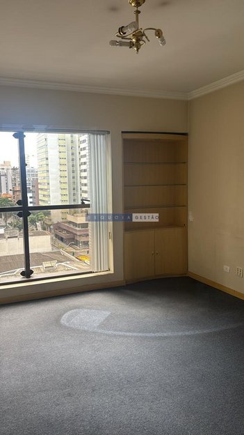 office em Rua Tibagi, Centro - Curitiba - PR