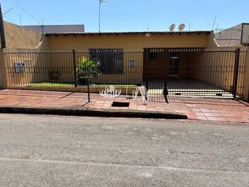 house em Rua Tapajós, Vila Casoni - Londrina - PR