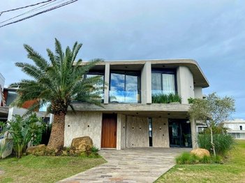 house em Rua Rio Jacuí, Centro - Xangri-Lá - RS