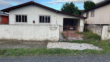 house em Rua Sargento Dias, Guarujá - Lages - SC