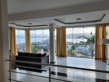 house em Rua Aldo Luz, Itaguaçu - Florianópolis - SC