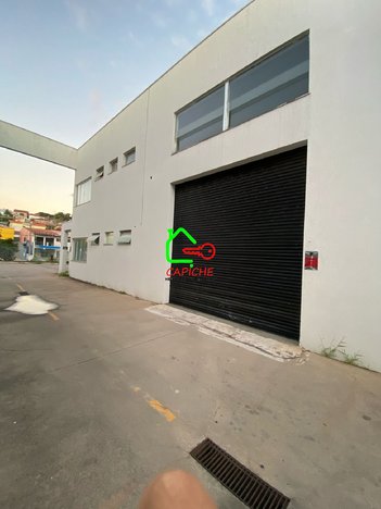 industrial em Rua Santa Cruz, Centro - Vinhedo - SP