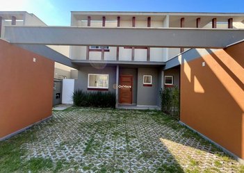 house em Rua Sagrado Coração de Jesus, Morro das Pedras - Florianópolis - SC