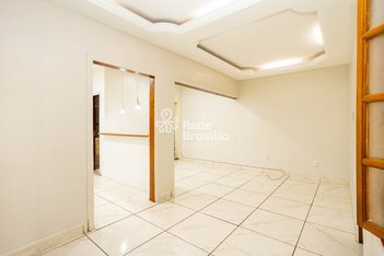 house em QNL 18 Conjunto D, Taguatinga Centro (Taguatinga) - Brasília - DF