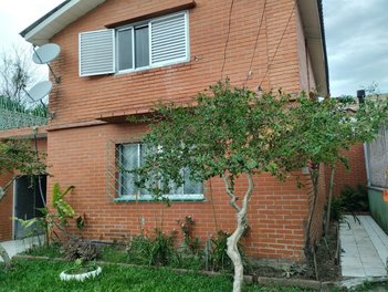 house em Rua Doutor Nelson Paim Terra, Rio Branco - Canoas - RS