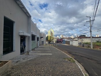 office em Rua Torquato Caleiro, Vila Nicácio - Franca - SP