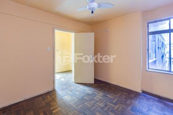 office em Rua dos Andradas, Centro Histórico - Porto Alegre - RS