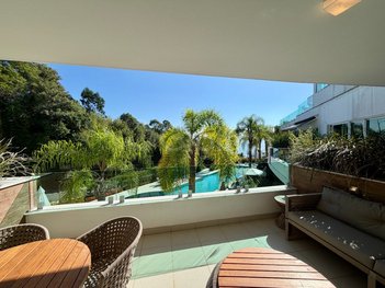 apartment em Rodovia Tertuliano Brito Xavier, Canasvieiras - Florianópolis - SC