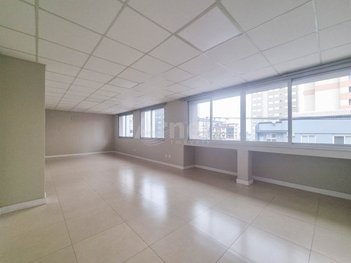 office em Rua Coronel Chicuta, Centro - Passo Fundo - RS