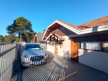 house em Rua José Soares Caruzo, Vila Nova Suíça - Campos do Jordão - SP