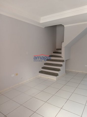 house em Rua Padre Eugênio, Jardim Jacinto - Jacareí - SP