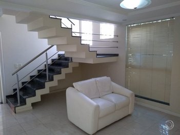 commercial_building em Santo Antônio, Barreiros - São José - SC