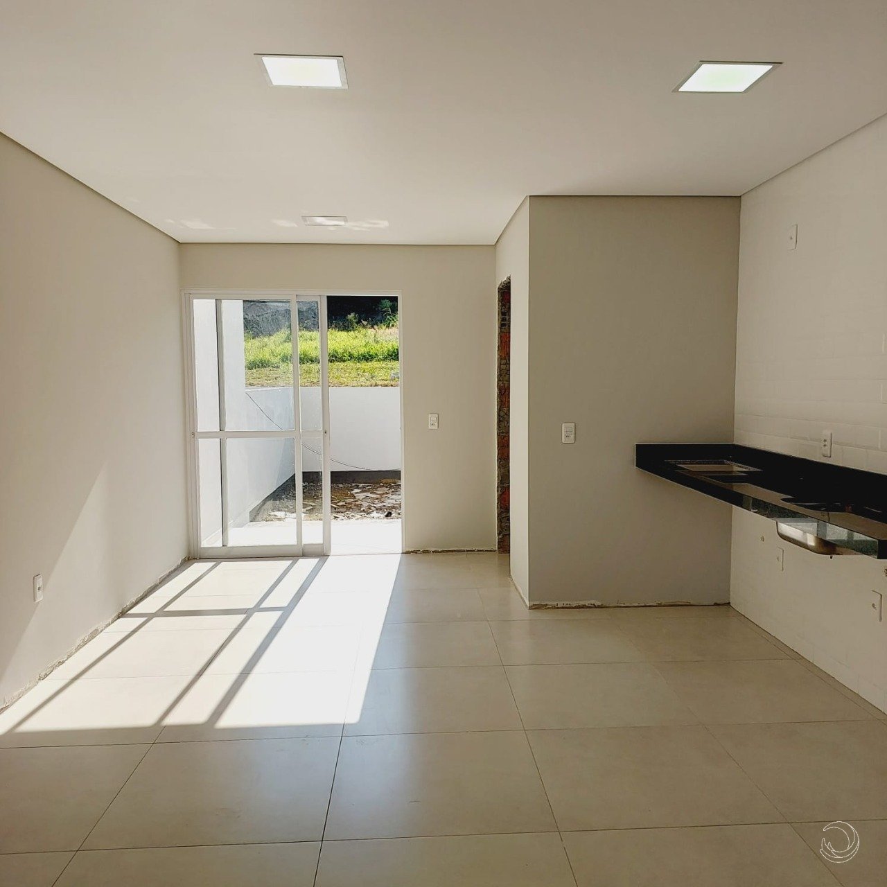 4-sobrado-com-2-suites-em-areias-sao-jose