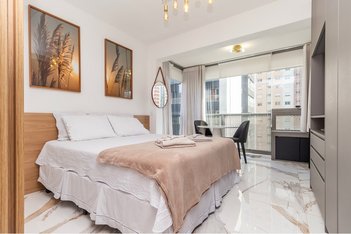 apartment em Rua Alves Guimarães, Pinheiros - São Paulo - SP