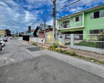 house em Rua Coronel Américo, Barreiros - São José - SC