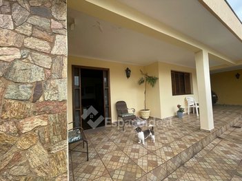 house em Avenida Celidônio Neto, Centro - Agudos - SP