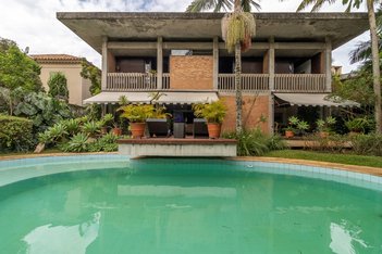house em Avenida Lopes de Azevedo, Jardim Guedala - São Paulo - SP