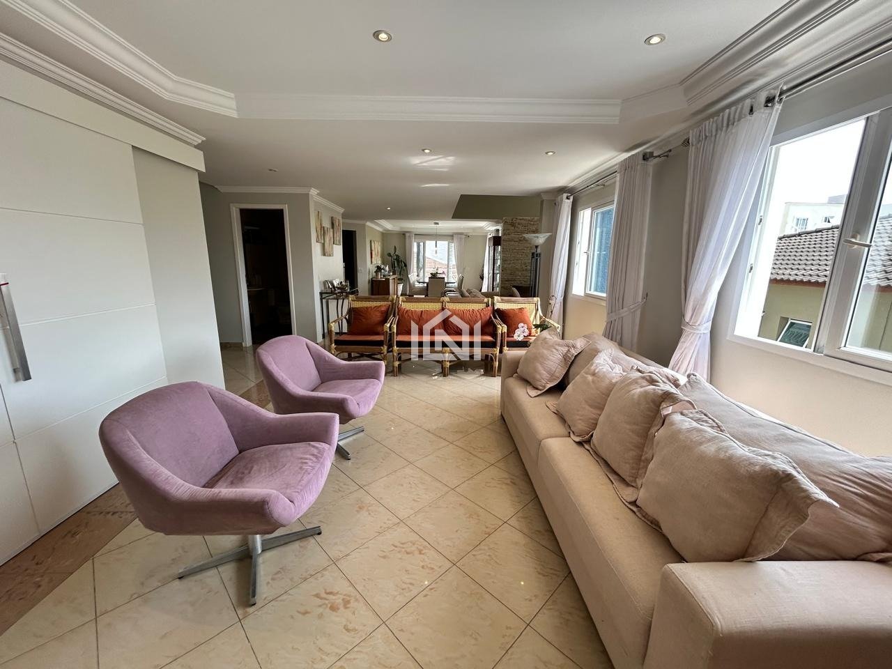 casa a venda no condominio sao paulo || -  sala de estar