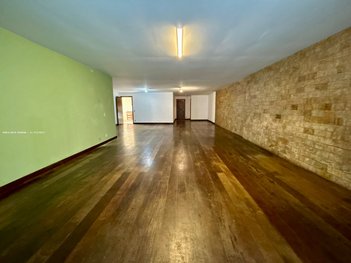 apartment em Rua Prefeito Sebastião Teixeira, Várzea - Teresópolis - RJ