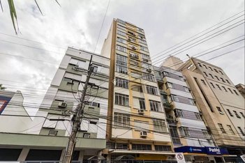 apartment em Avenida Venâncio Aires, Farroupilha - Porto Alegre - RS
